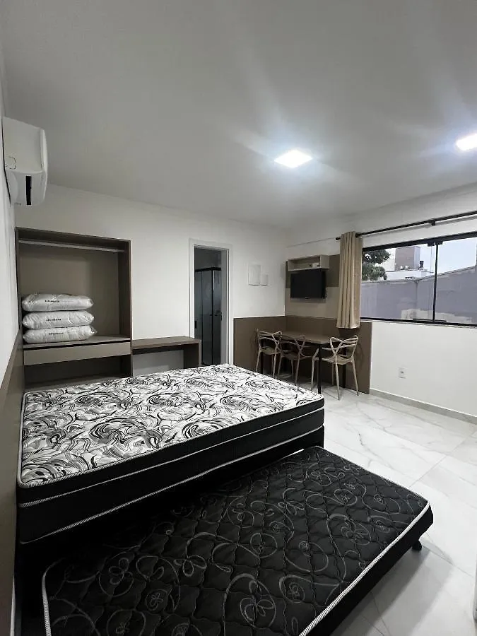 Residencial Bernardo Apartamento Bombinhas
