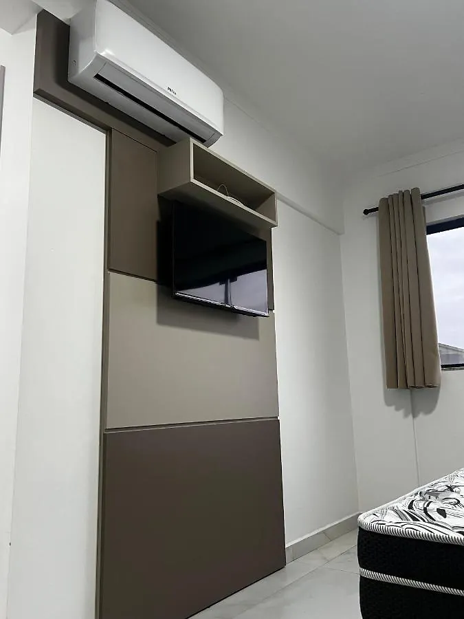 Residencial Bernardo Apartamento Bombinhas 0*,  Brasil