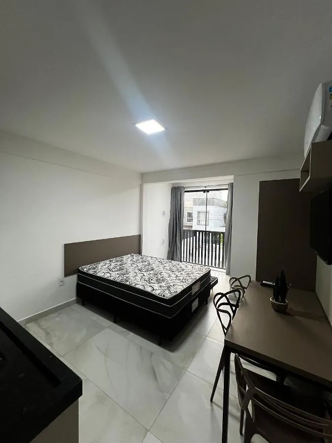 Residencial Bernardo Apartamento Bombinhas