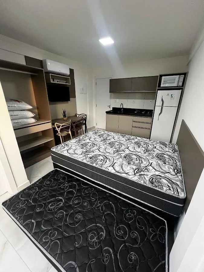 Residencial Bernardo Apartamento Bombinhas