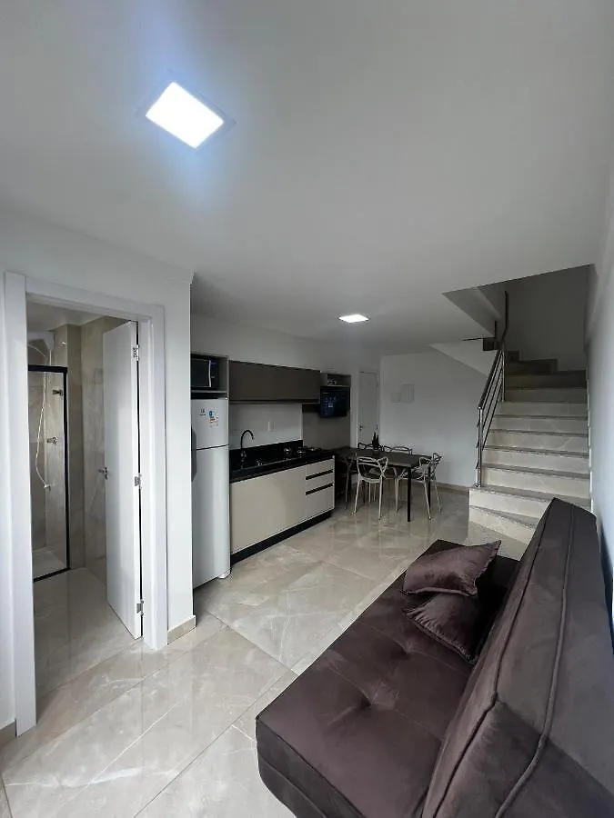 Residencial Bernardo Apartamento Bombinhas