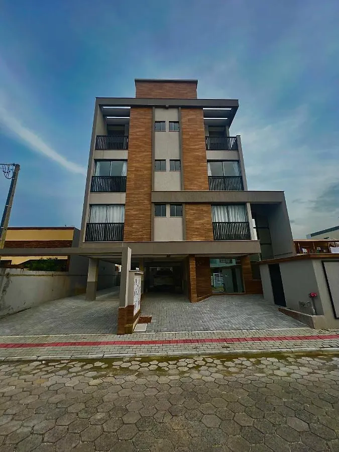 Residencial Bernardo Apartamento Bombinhas