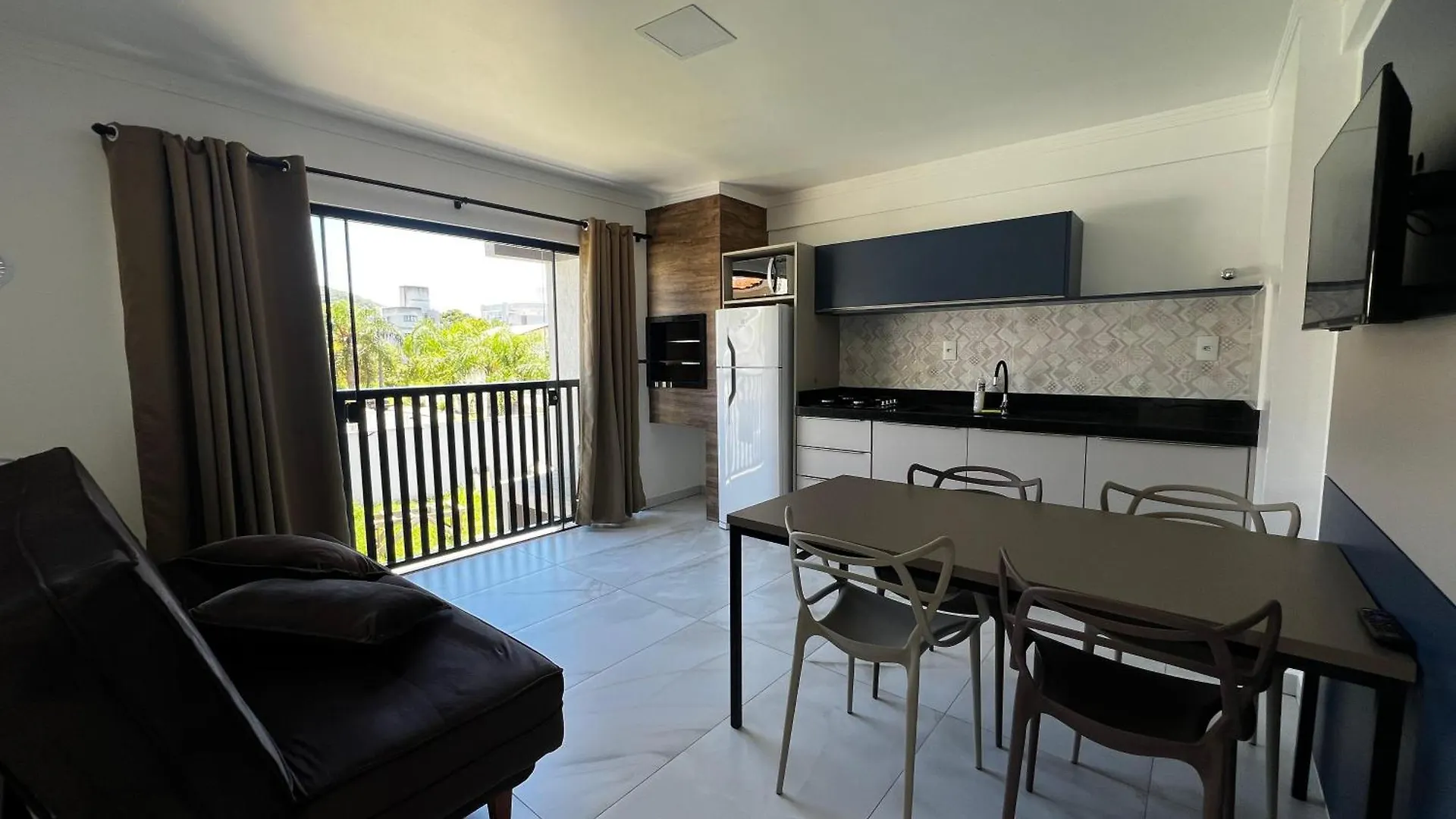 Residencial Bernardo Apartamento Bombinhas 0*,  Brasil