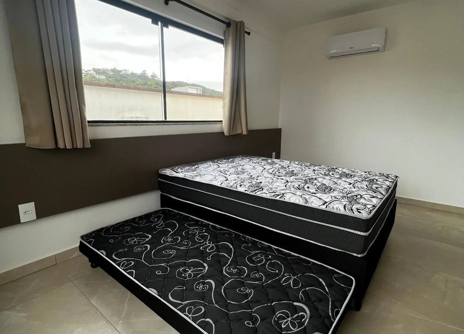 Residencial Bernardo Apartamento Bombinhas